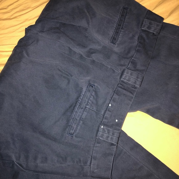 2 PAIRS OF DRESS PANTS (30$ each or 55$ for both) - Picture 4 of 8